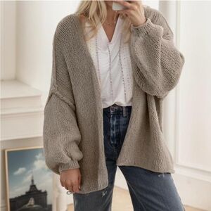 Maddison Women’s Creme Cardigan!